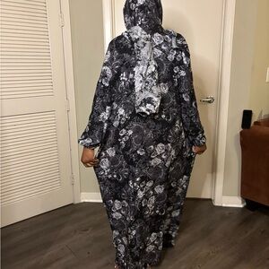 Floral Long Sleeve Dress - Black and Gray